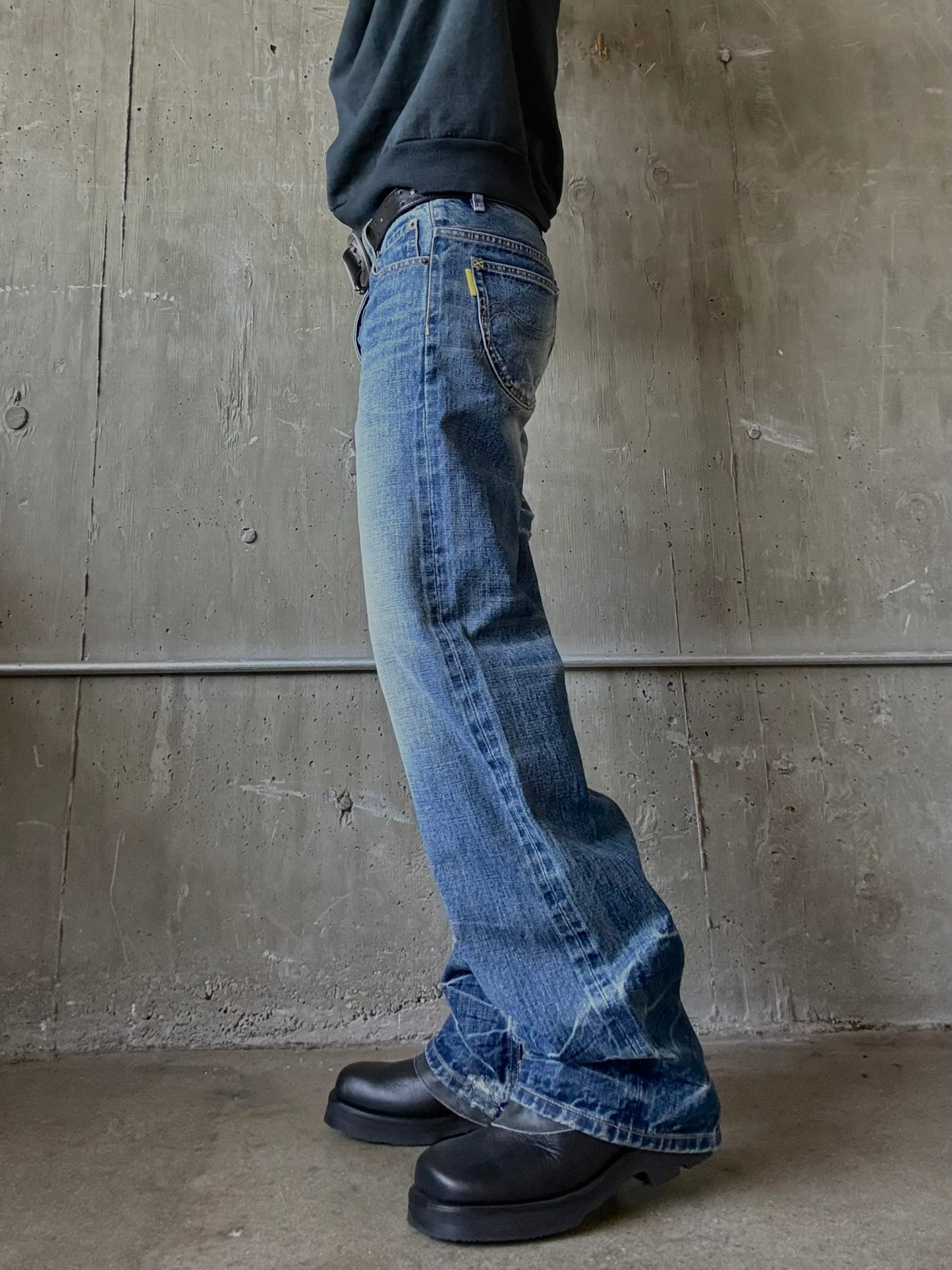 07STRAIGHTCUT (FADED INDIGO)
