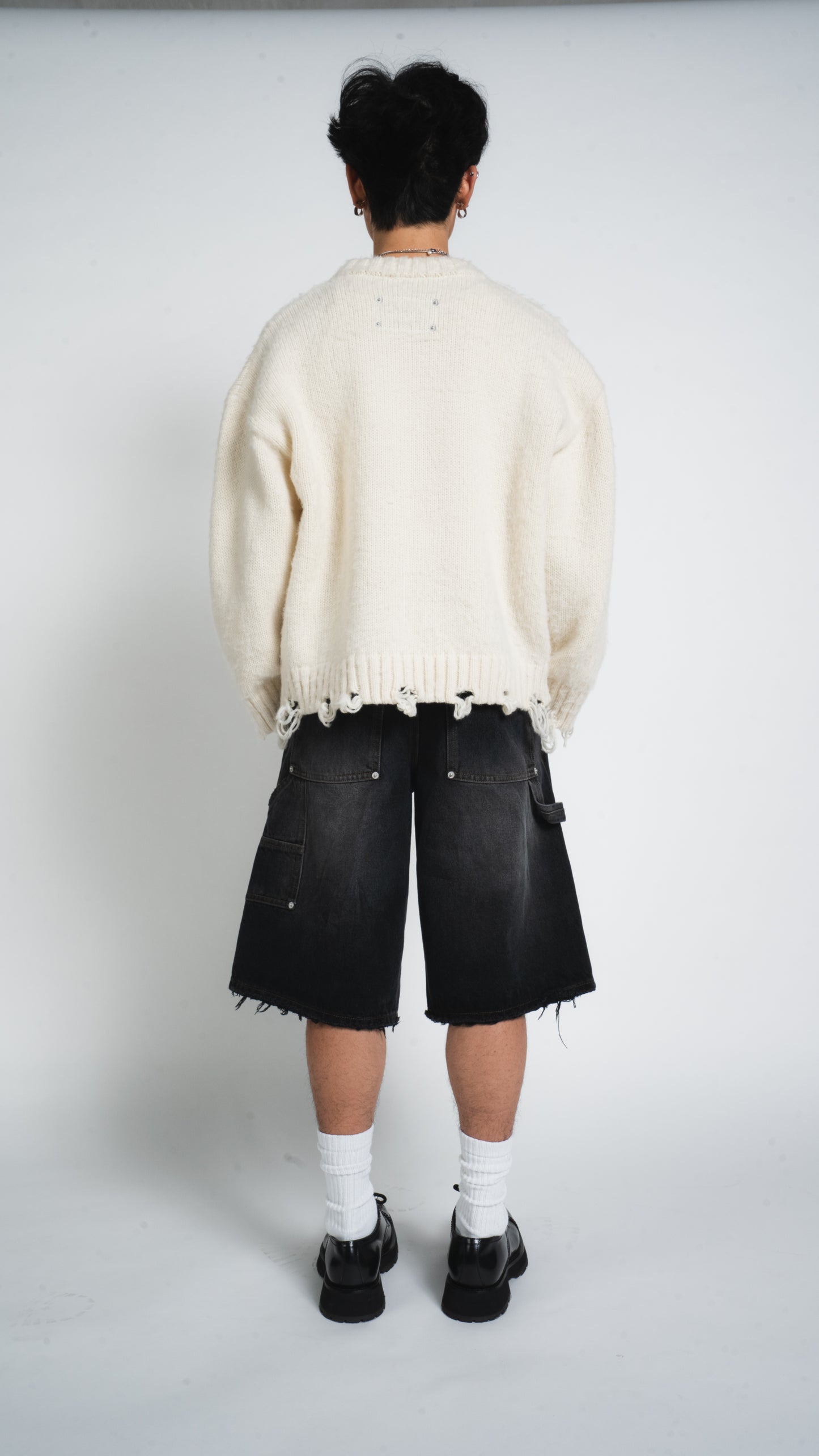 ECRU DISTRESSED SWEATER