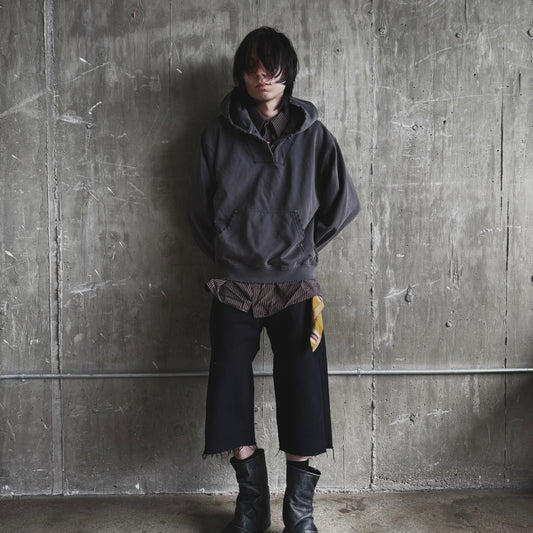3 BUTTON HOODIE (GREY)