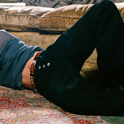 BLACK FLARED SELVEDGE JEAN